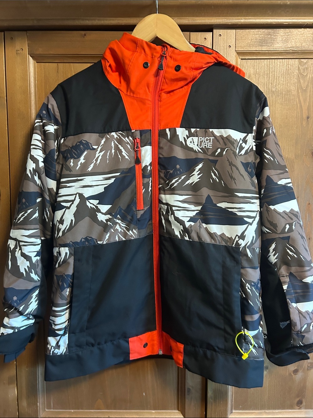 Picture Snapy Jacket Camountain, size 12 Kids ski / snow / winter jacket